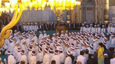 Ayasofya’da İslam’a Geçiş Törenleri Ayasofya’da İslam’a Geçiş Törenleri. Ayasofya’da her gün İslam’a geçiş törenleri