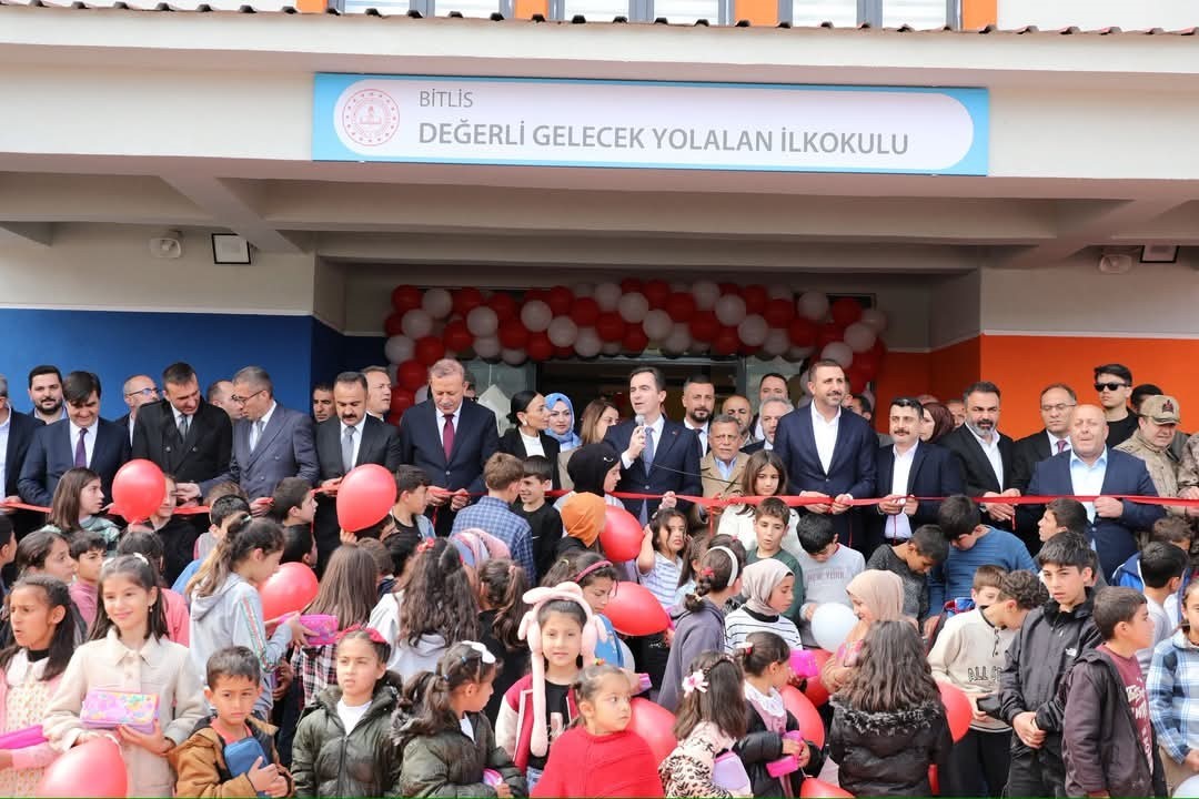 bitlis yolalan beldesinde yeni egitim ve guvenlik yatirimlari hizmete acildi 34ZNcEUt