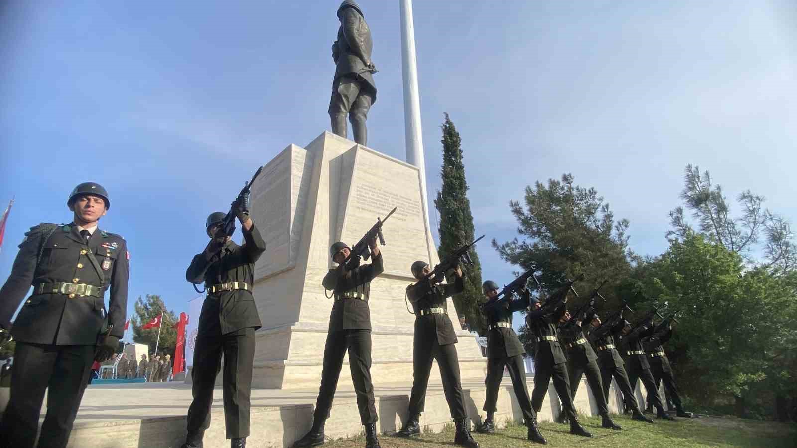 Çanakkale Kara Savaşları’nın 110. Yılında 57. Alay Vefa Yürüyüşü Anıldı