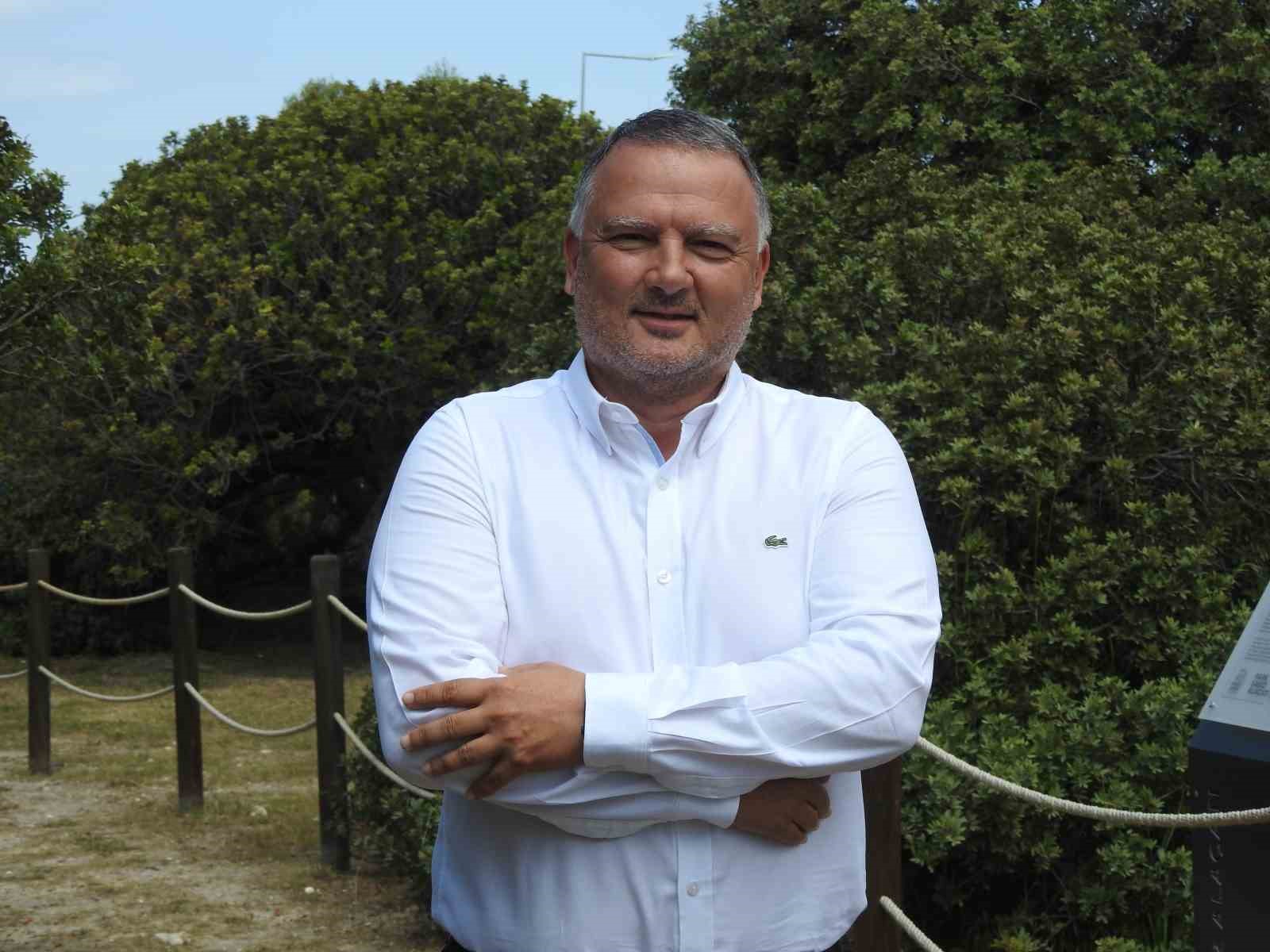 Çeşme'de Sakız Ağacı ve Damla Sakızı Üretimi Yeniden Canlanıyor