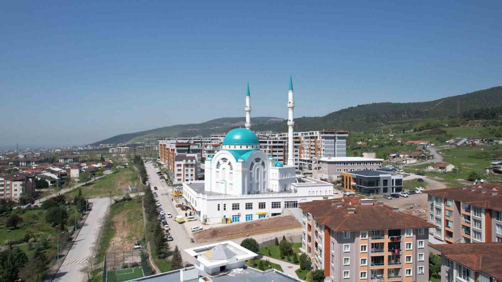 derince yesevi camii cevre duzenlemesiyle yeniden canlaniyor D7lCRyRq