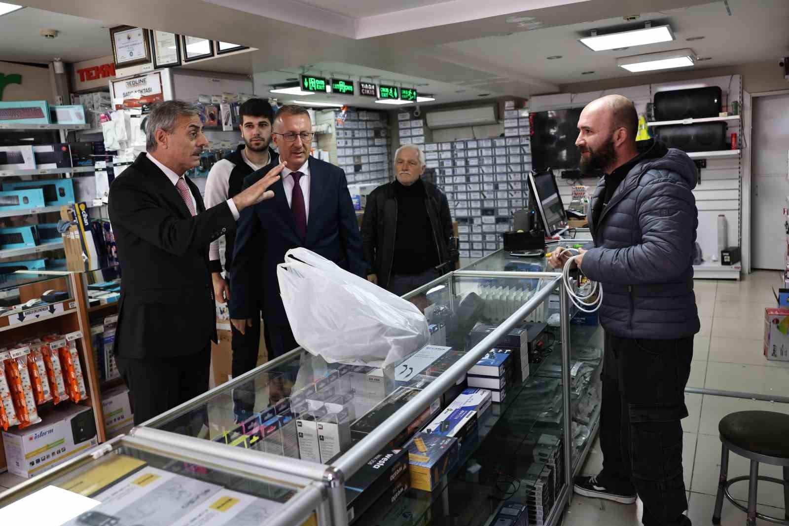 İstanbul ve Sakarya'da Deprem Endişesi Yaşandı: Yetkililer Vatandaşlara Güvence Verdi