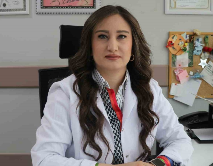 Sosyal Medya ve Anoreksiya: Tehlikenin Farkında Olalım