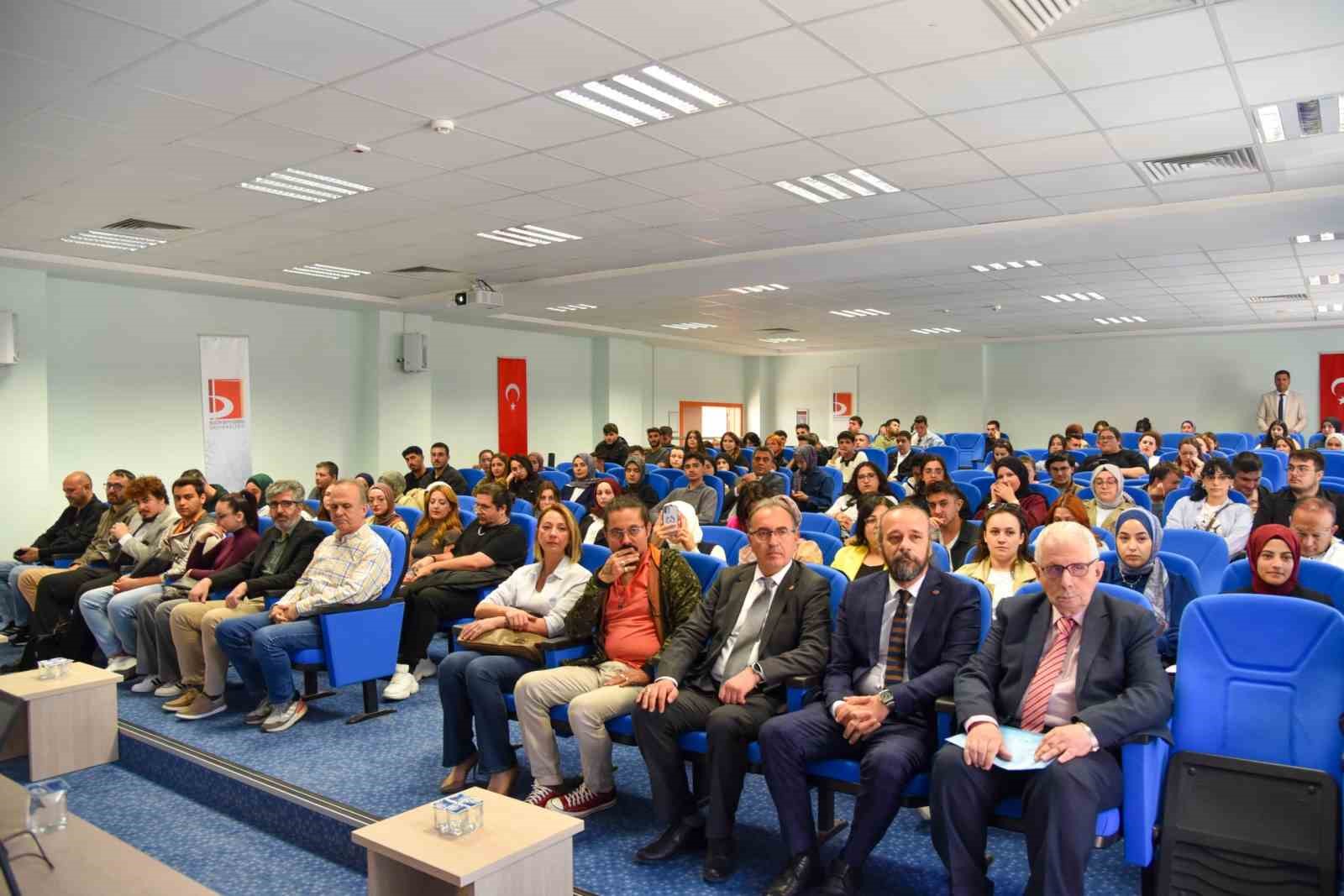 bilecikte 2 dunya savasi sirasinda kafkasyadan surgunler konulu bir konferans 1 HveijcvJ