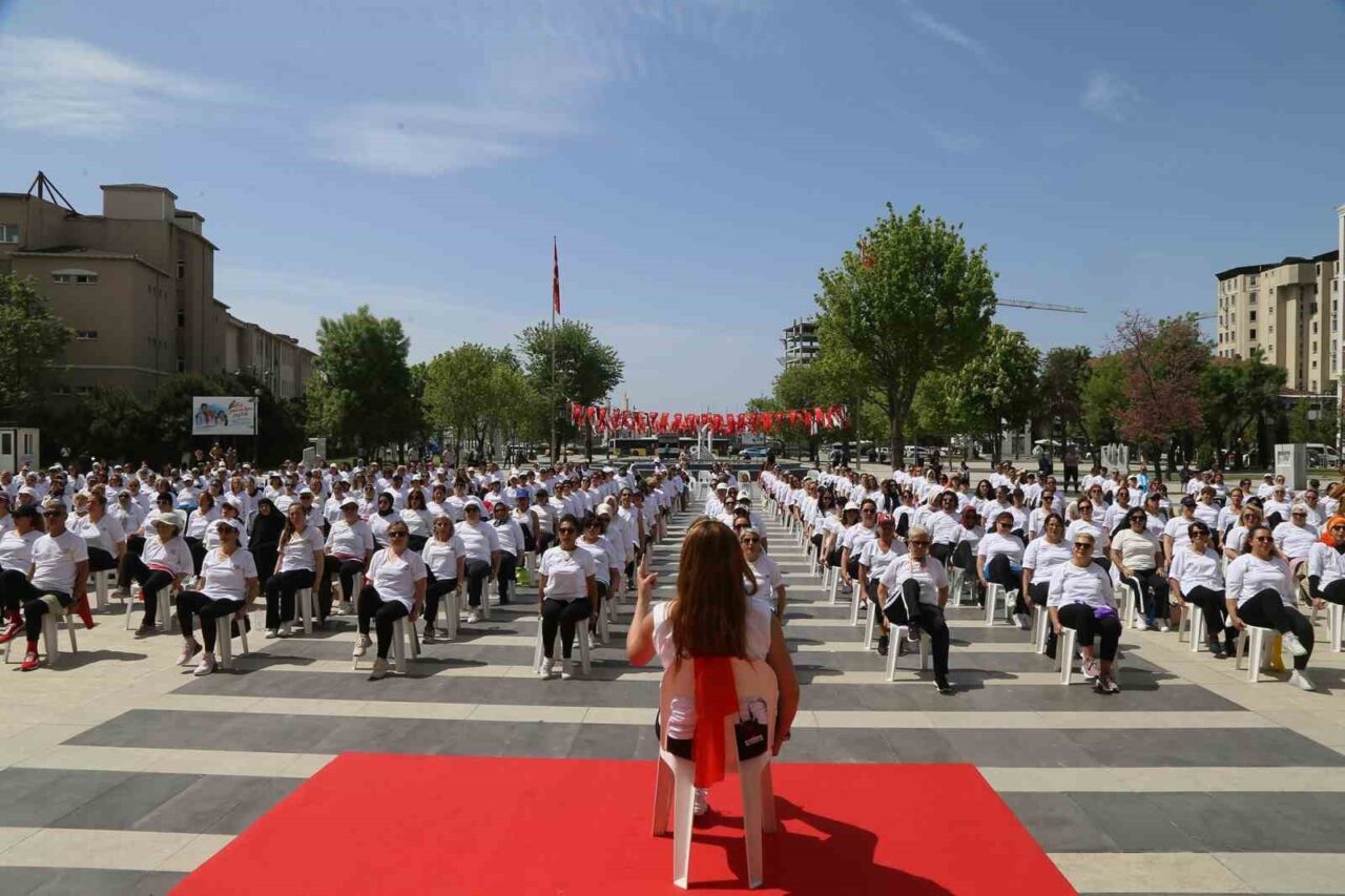 buyukcekmecede dunya pilates gunu renkli goruntulere sahne oldu c713a0aba097