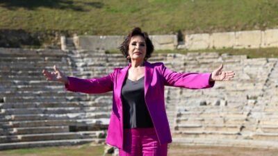 Düzce Film Festivali’nde Hülya Koçyiğit’e ’Yaşam Boyu Onur Ödülü’. Düzce’de