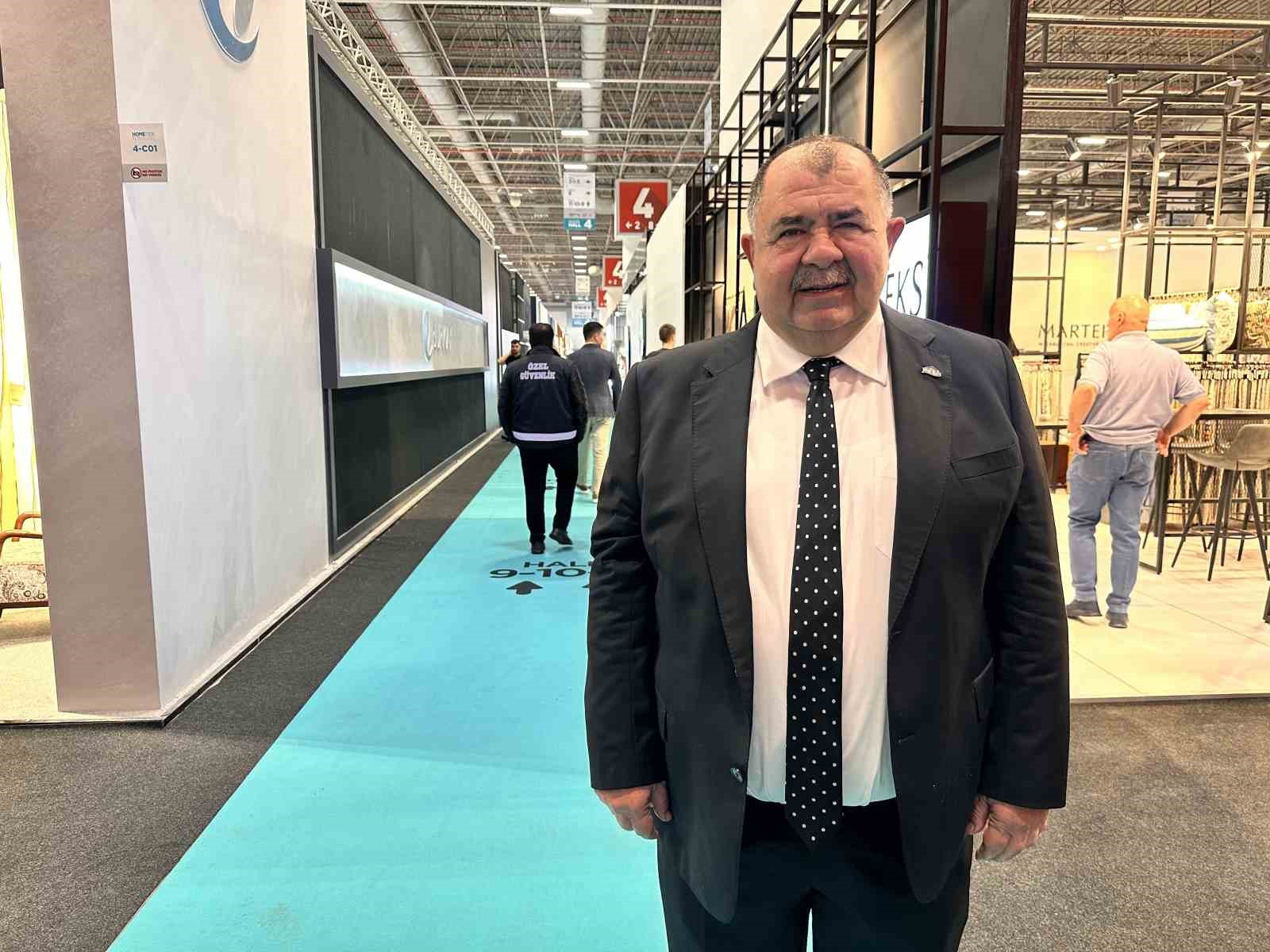 İstanbul’da düzenlenen HOMETEX Fuarı, ev tekstili alanında faaliyet gösteren firmaları