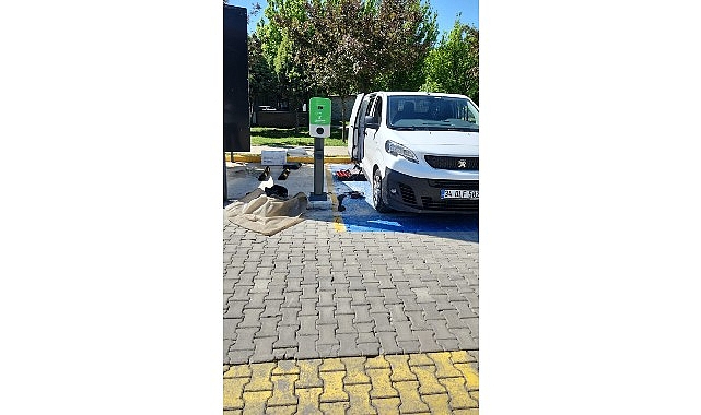 Kartepe Belediyesi, çevreci ulaşım araçlarının kullanımını teşvik etmek ve elektrikli
