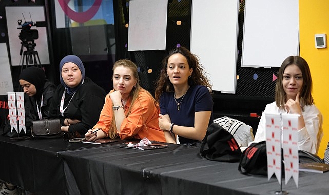 Önder cümbüş servisi Netflix, Anadolu’daki genç yeteneklere kreatif kesimin kapılarını