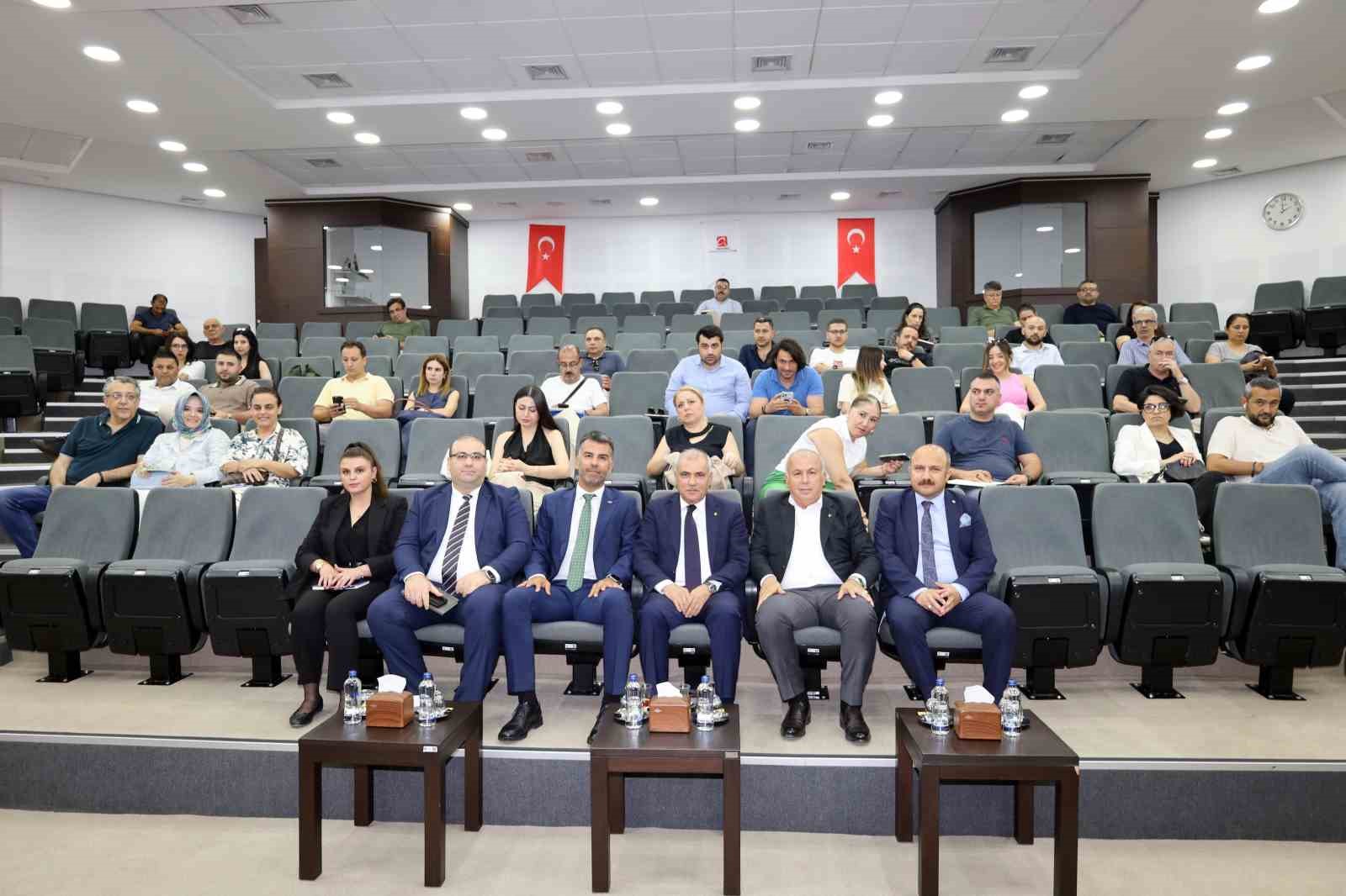 ADASO Meclis Başkanı İsrafil Uçurum, ihracatın Türkiye ekonomisinin en önemli