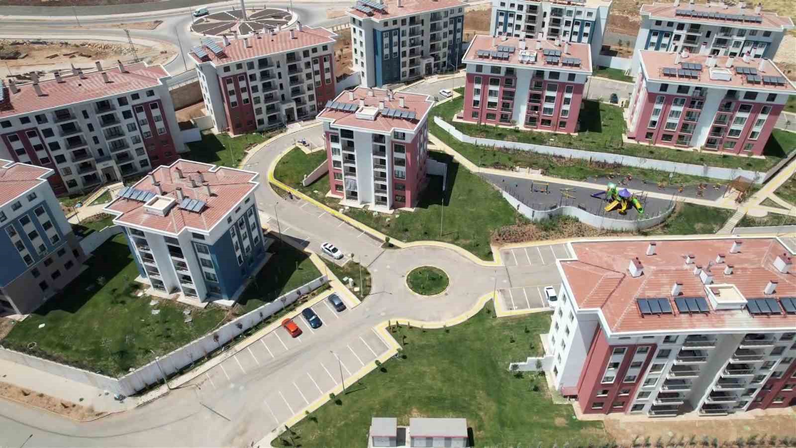 Depremin Ardından Yeniden Yapılanma Süreci