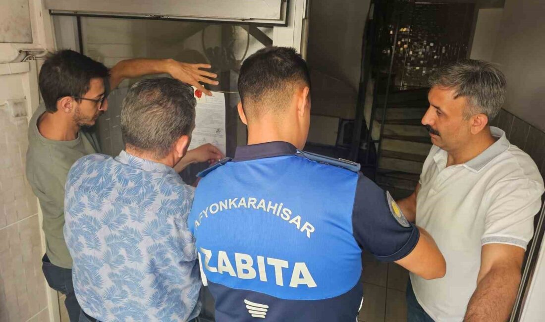 Afyonkarahisar Belediyesi Zabıta ekiplerinin gazete mühürleme olayı ve gelişmelerini kolayca