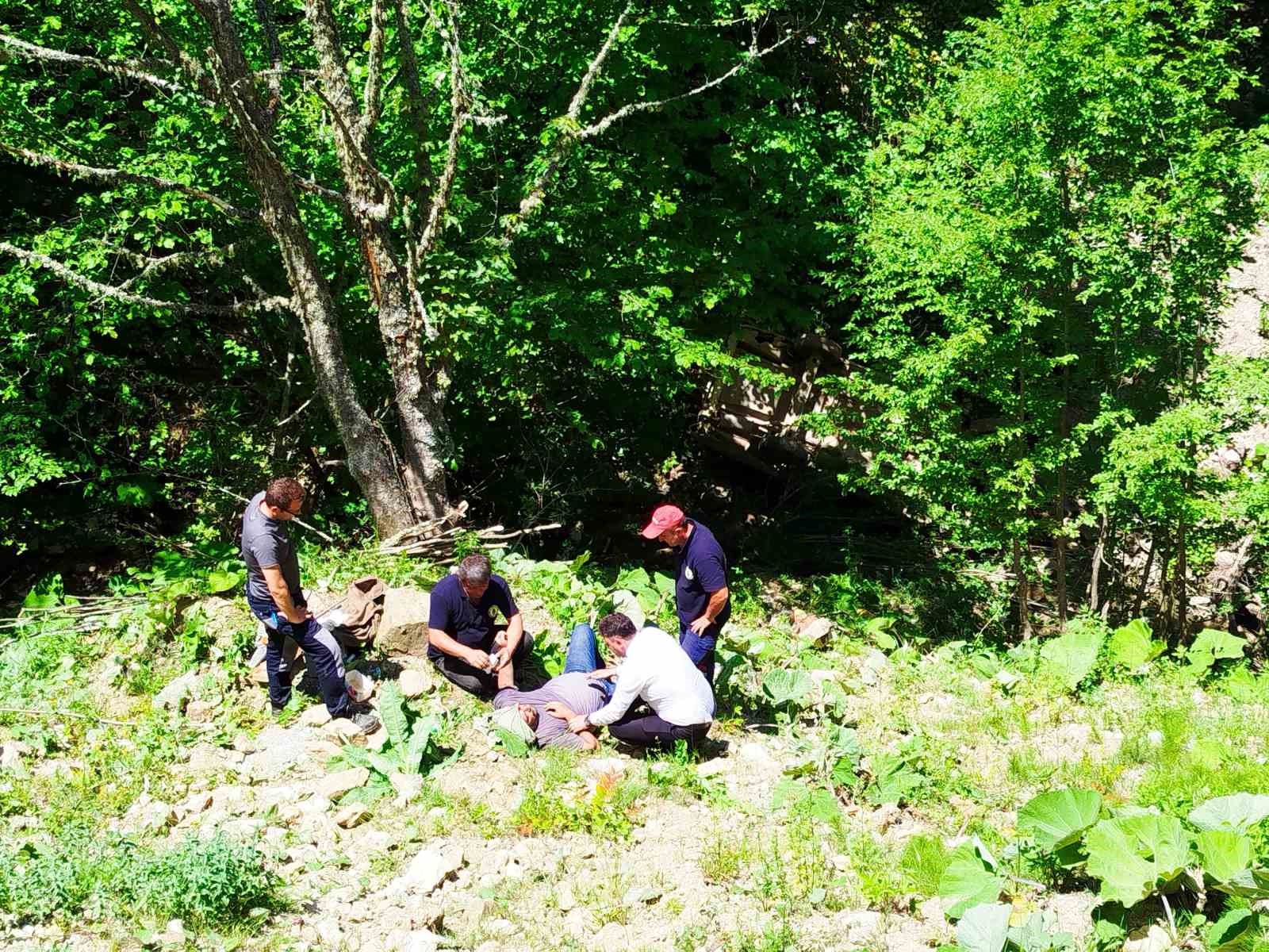 Alaplı'da Yayla yolu üzerinde meydana gelen trafik kazasında 3 kişi