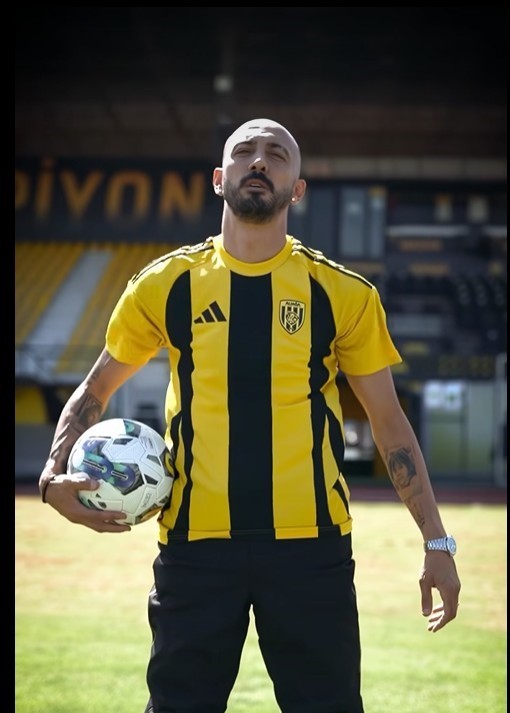 aliaga fk tecrubeli yildiz ahmet ilhan ozek ile gucleniyor Y3aZQWC1