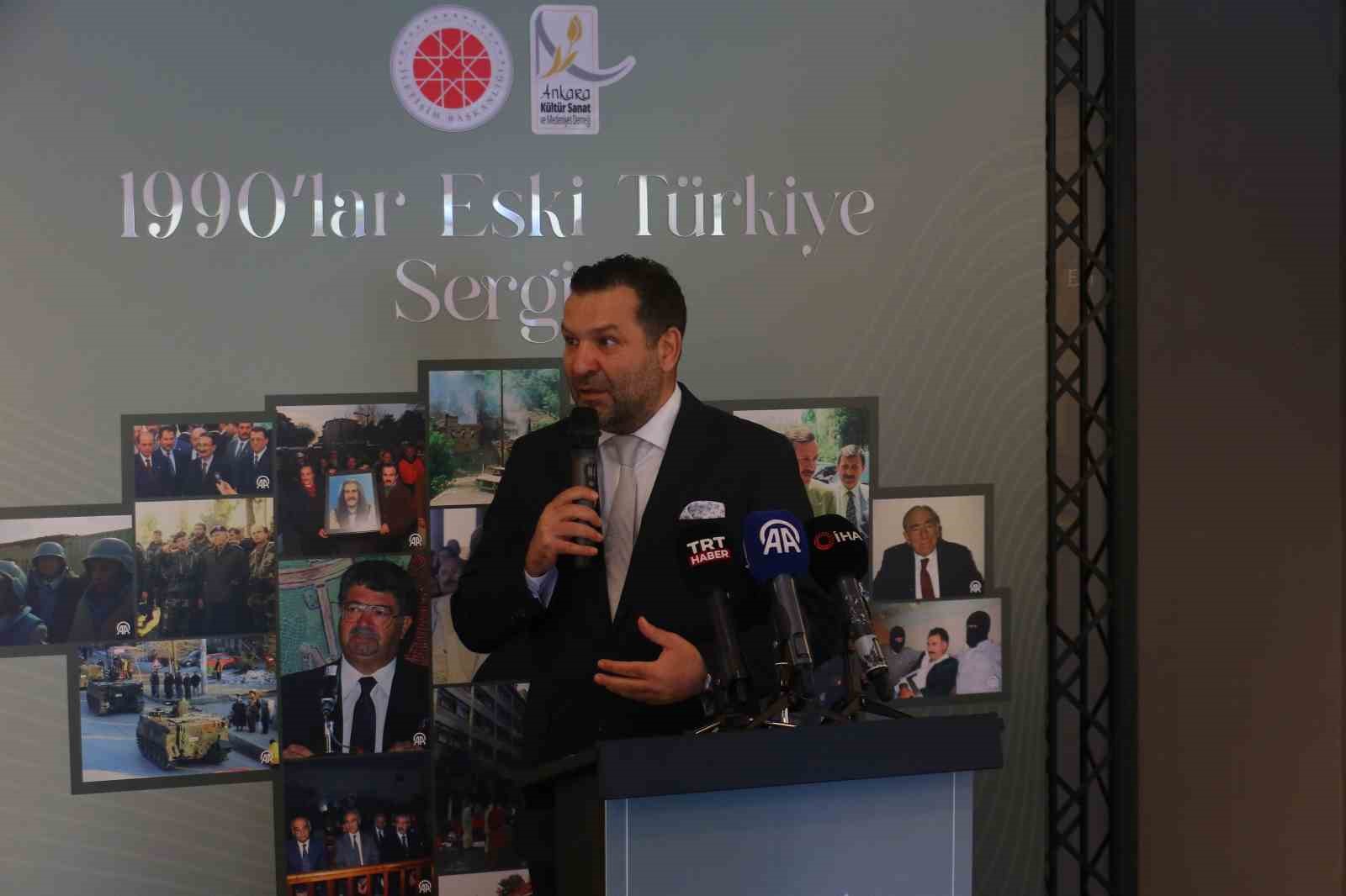Ankara'da 1990'lar Eski Türkiye Sergisi Büyük İlgiyle Açıldı