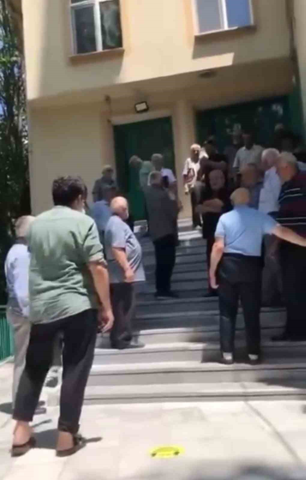 Mahalle Halkının Talepleri ve Çözüm Arayışları