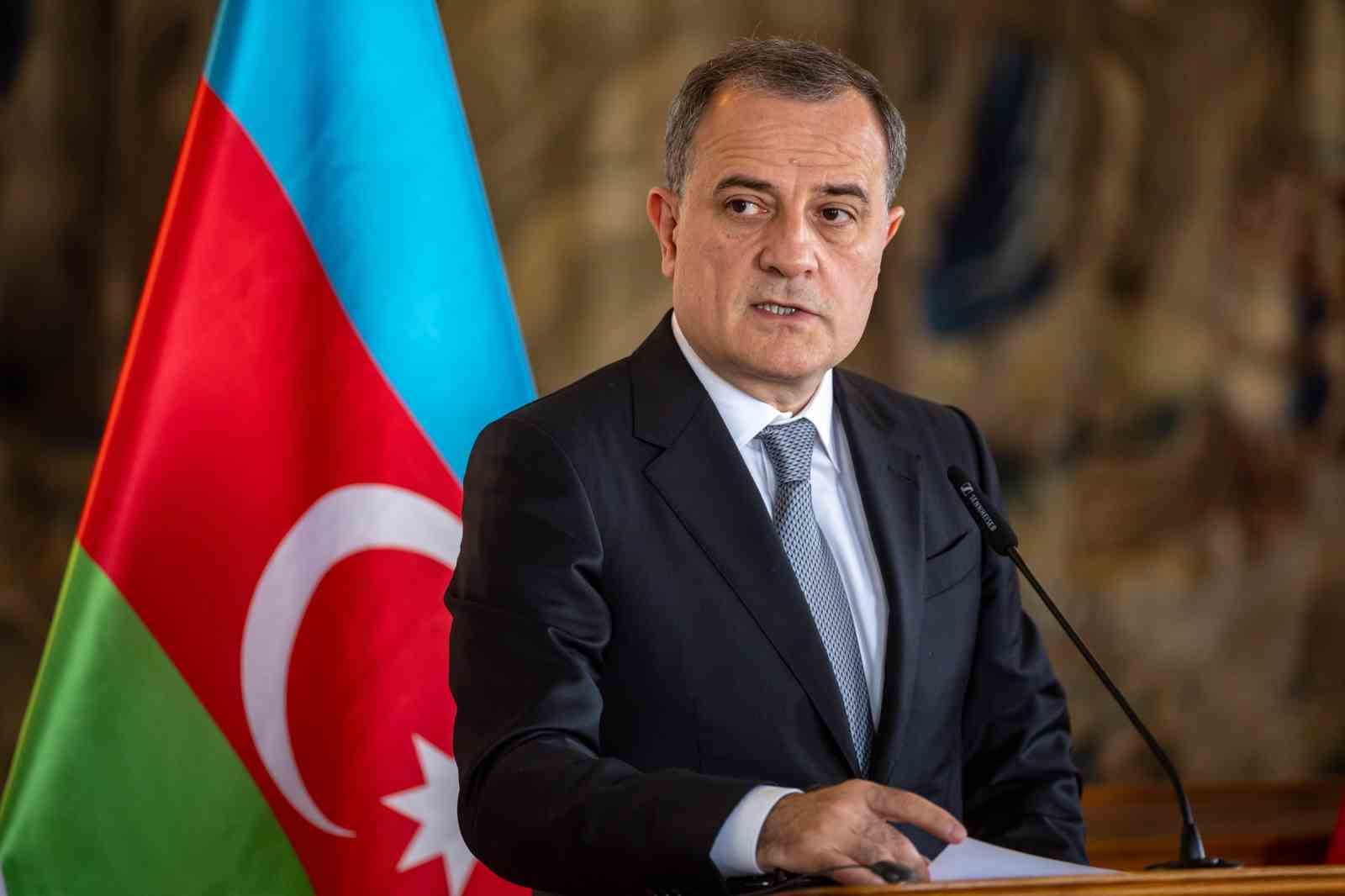 Azerbaycan ve Rusya Arasındaki Güncel İletişim