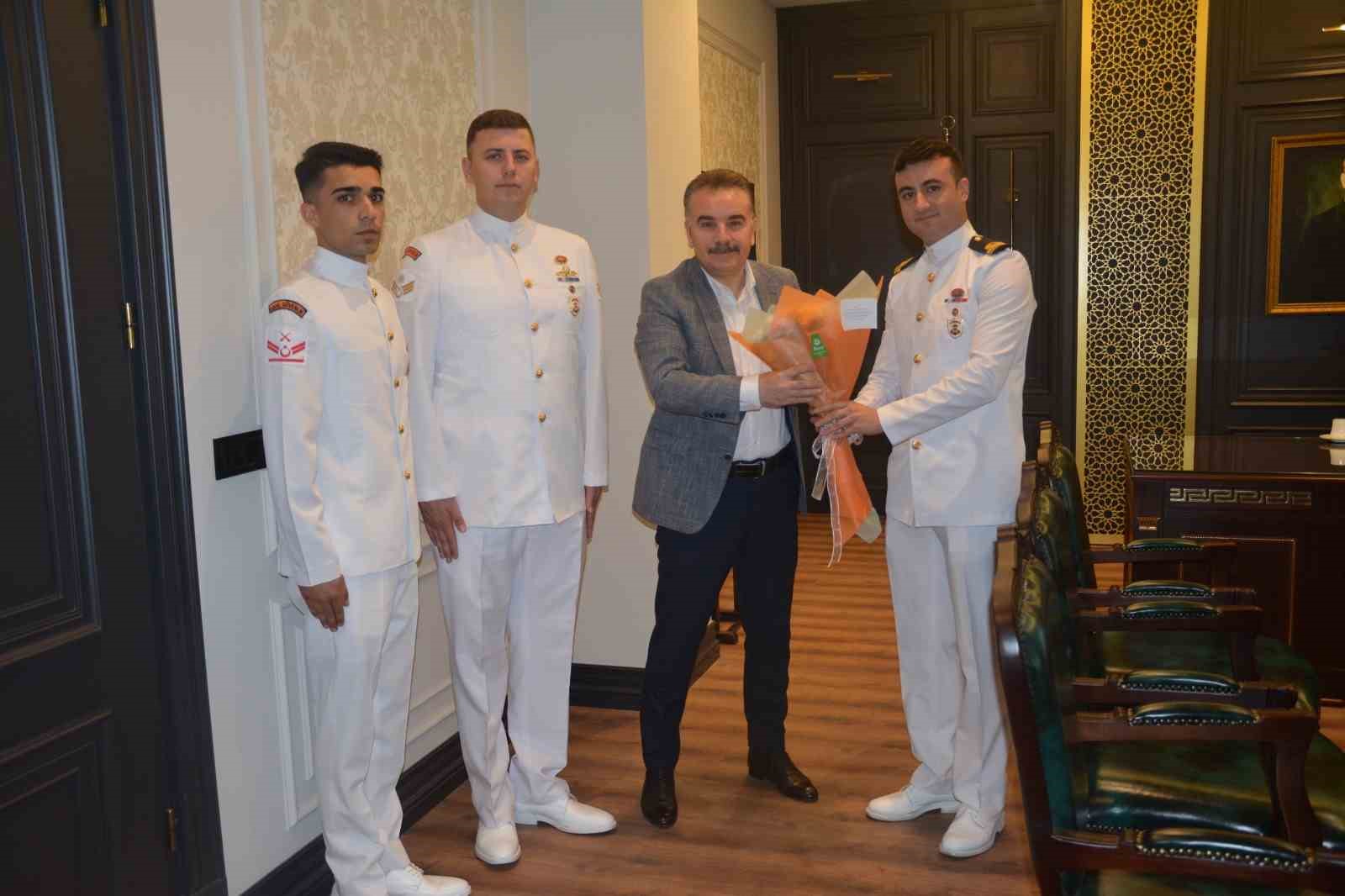 Sahil Güvenlik Akçay’dan Edremit Kaymakamı’na Ziyaret
