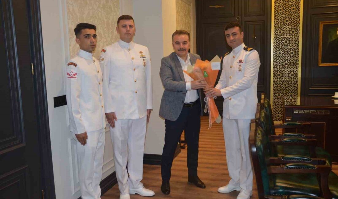 Balıkesir Edremit’te Sahil Güvenlik Komutanlığı’nın 43. yıl dönümü kutlamaları hakkında