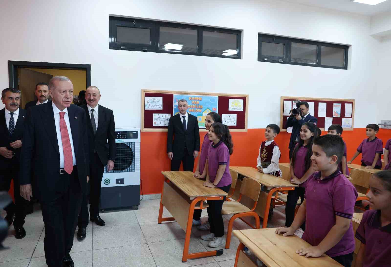 Azerbaycan Mahallesi’nde Depremzedelerle Birlikte Ziyaret