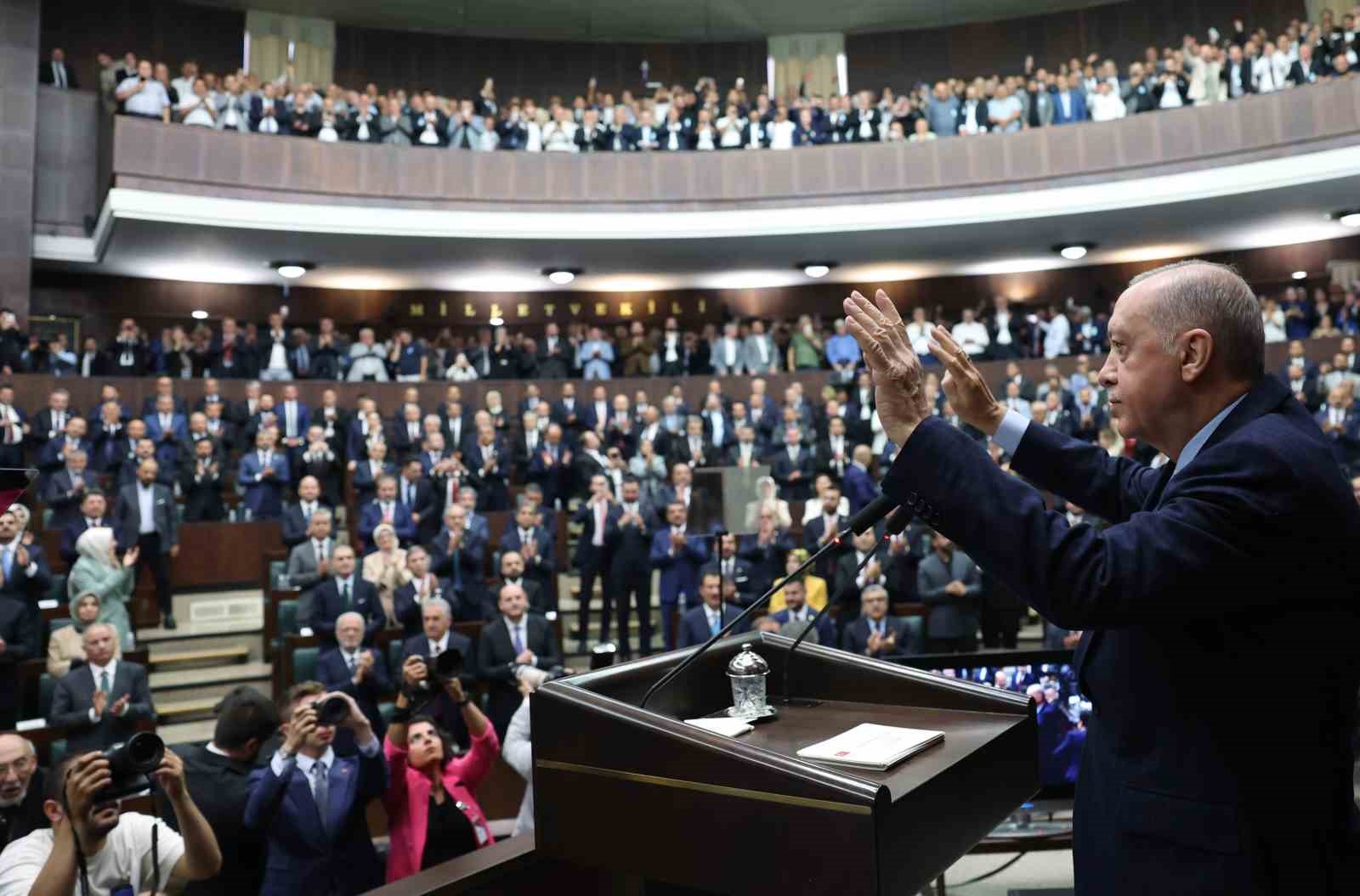 İç ve Dış Politikada Kararlı Adımlar