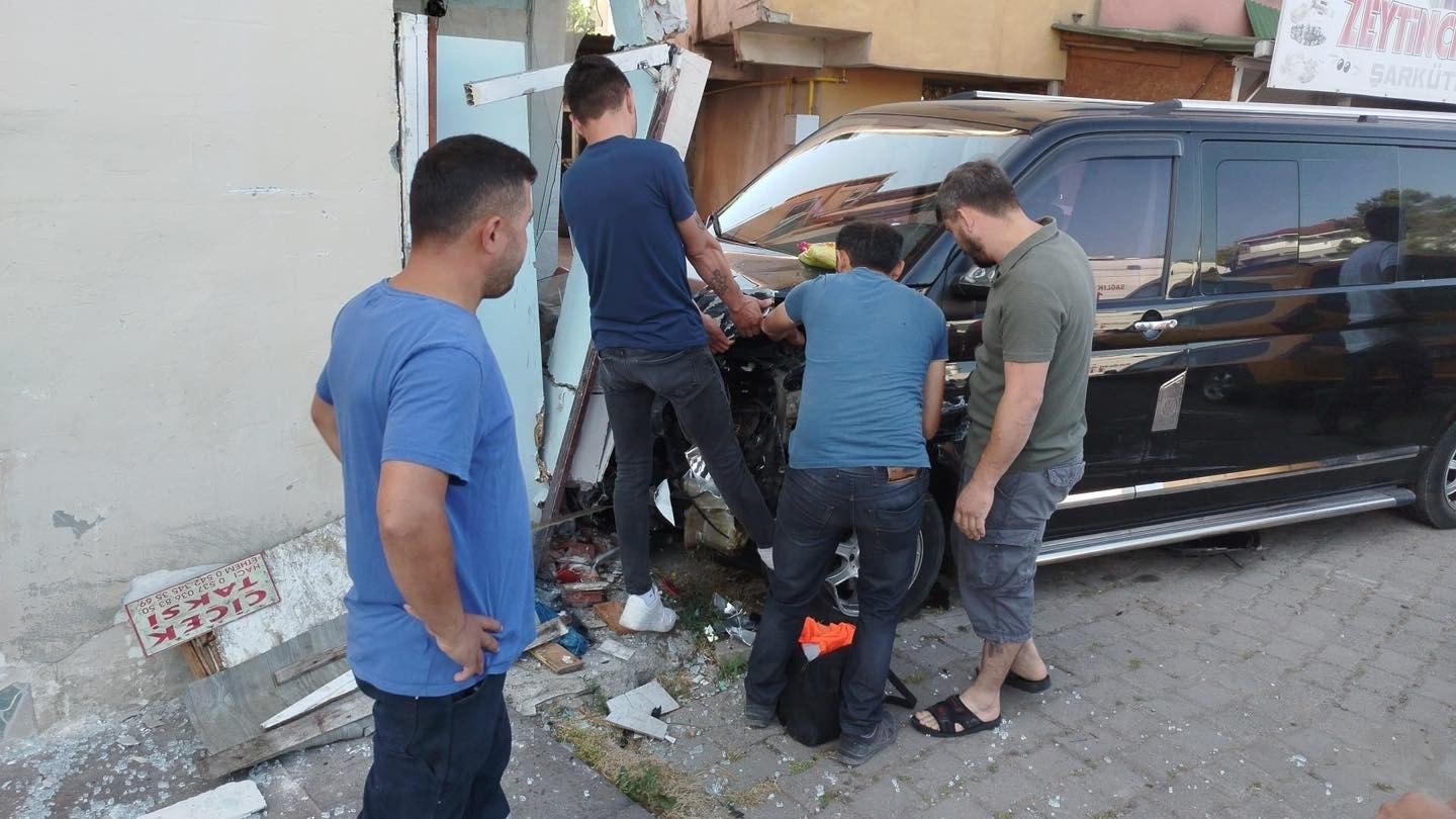 Kaza Sonrası Kurtarma Çalışmaları