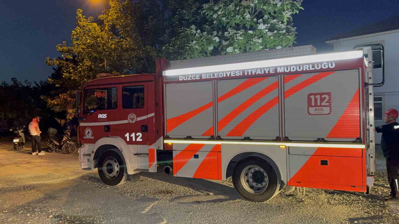 İtfaiye ve Güvenlik Ekiplerinin Müdahalesi