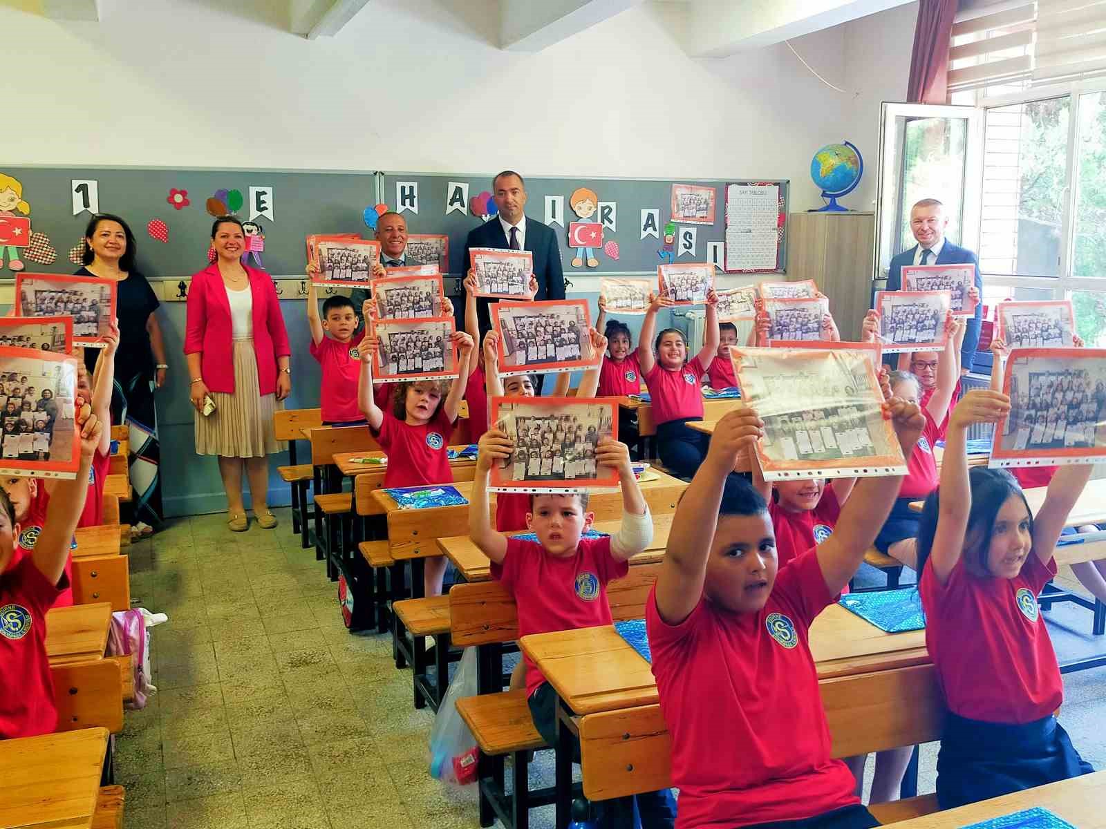 Edirne'de 43 Bin 966 Öğrenci Karne Almanın Sevinciyle Buluştu