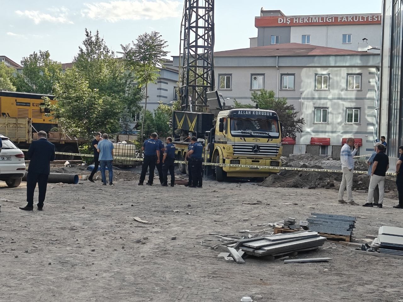 erciyes universitesinde olay ve guvenlik onlemleri 2eXhRHMI