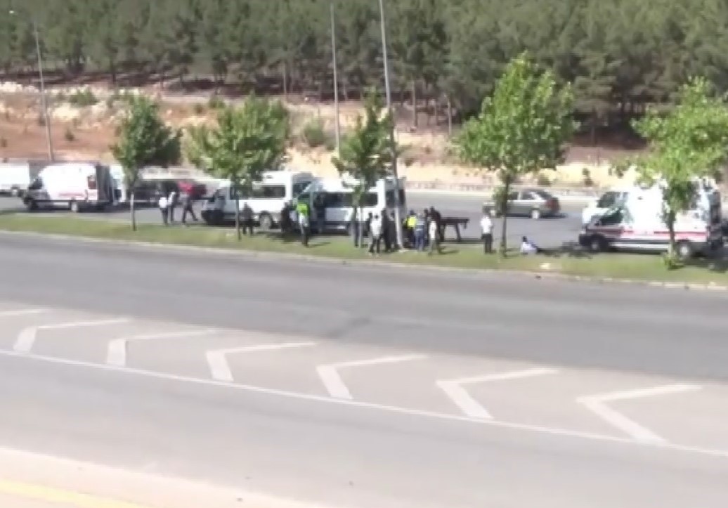 Gaziantep'te işçi servisi ve yaya kazası detayları, olayların sebepleri ve