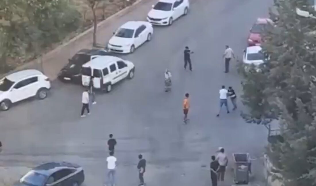 Gaziantep'te gerçekleşen silahlı saldırıda iki kardeş yaralandı. Fail tutuklandı. Olayla
