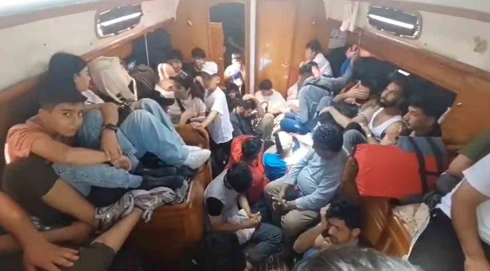 Gelibolu Açıklarında Kaçak Göçmenlerin Yakalanması