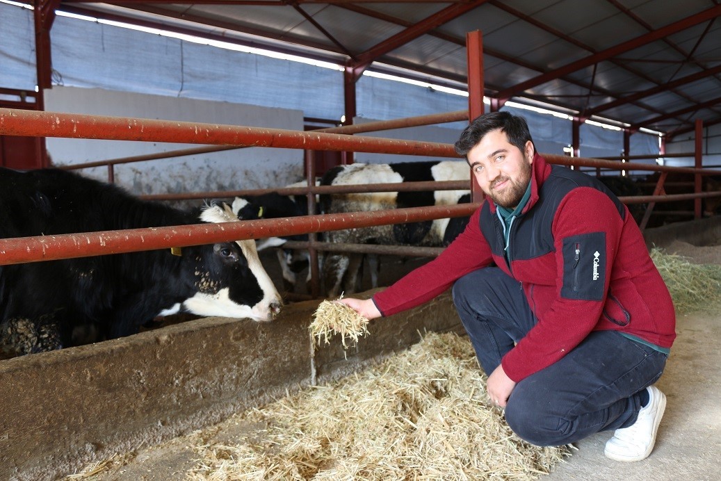 genc veteriner teknisyeni sacit sarinin modern ciftlik hikayesi 3lRMyP5i