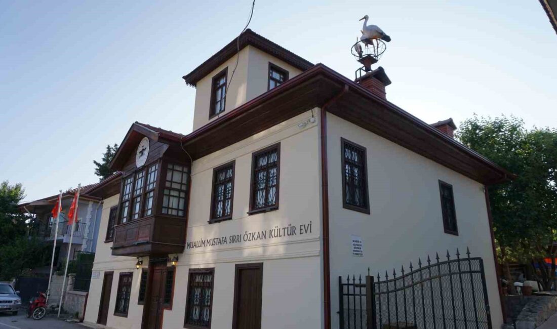 Gölhisar’ın kalbinde, Muallim Mustafa Sırrı Özkan Kültür Evi ile nostaljik