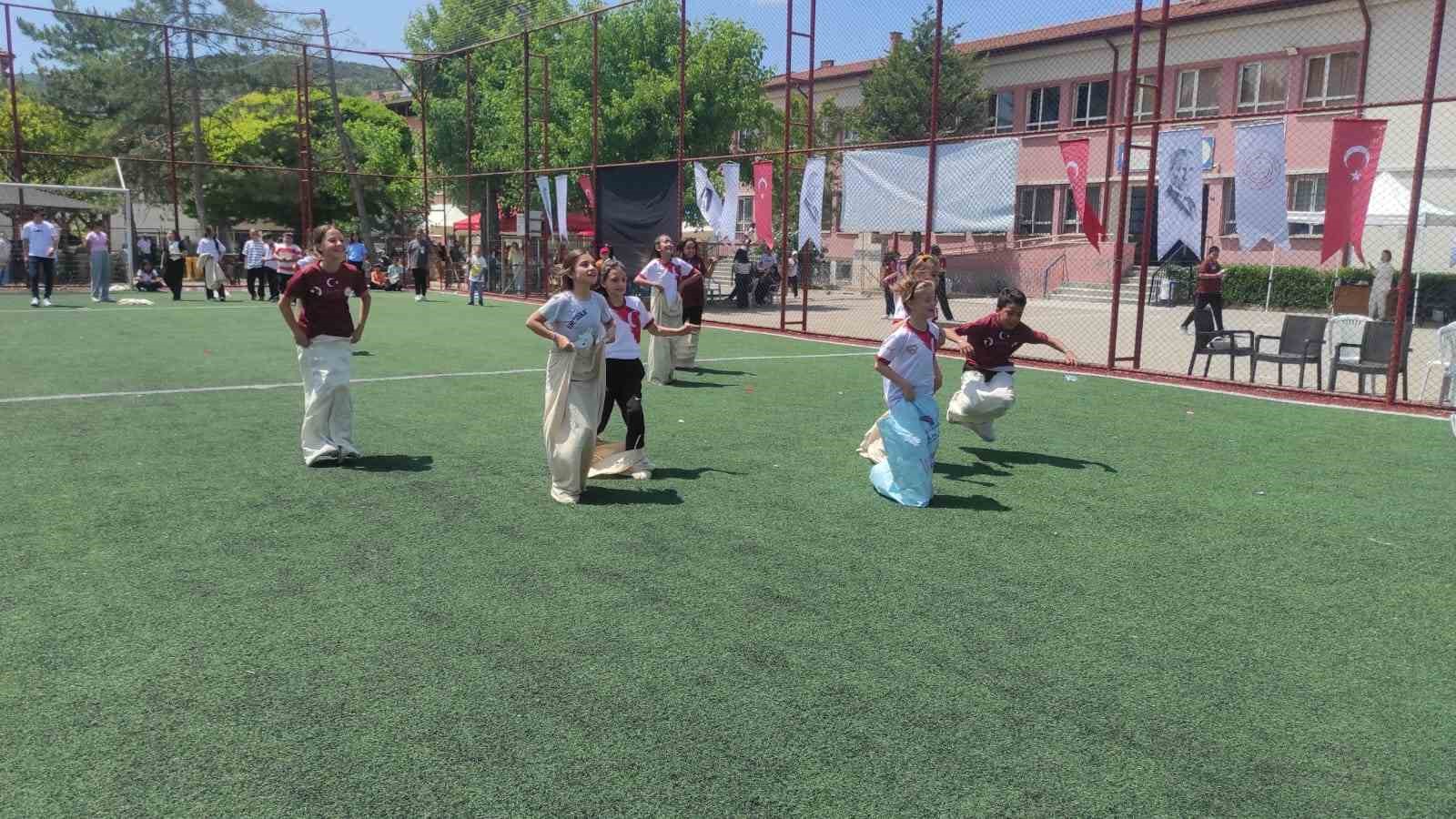 Toplum ve Eğitim İş Birliği