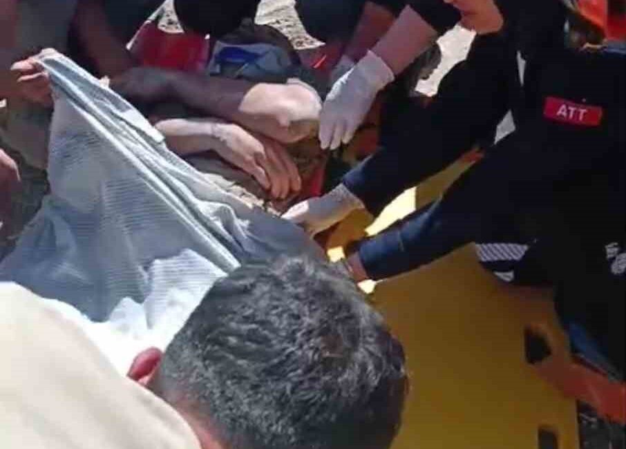 Gümüşhane’de dere ıslahı sırasında elektrik akımına kapılan işçi yaralandı. Olayla