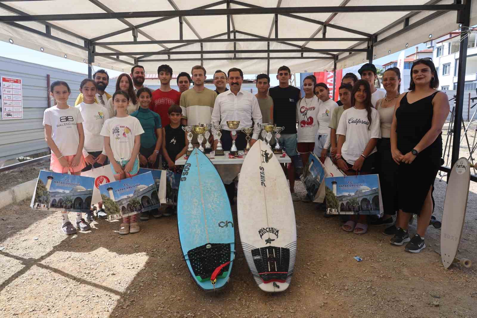Hatay'da sörf seferberliğiyle gençlere yeni fırsatlar ve heyecan dolu ufuklar