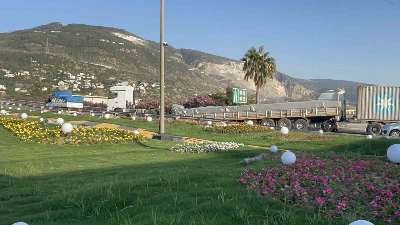 Güvenlik Önlemleri ve Trafik Akışına Etkisi