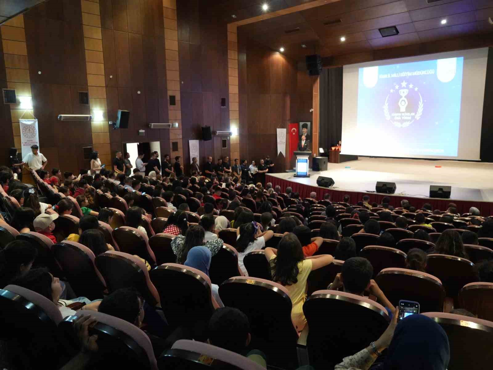 Iğdır’ı Gururlandıran Öğrencilere Büyük Ödüller