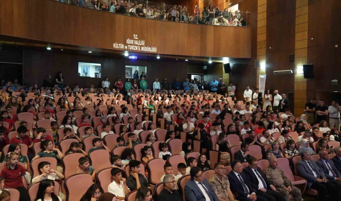 Iğdır'daki öğrencilerimiz büyük başarılar elde etti! Ödüllerle taçlanan bu başarı