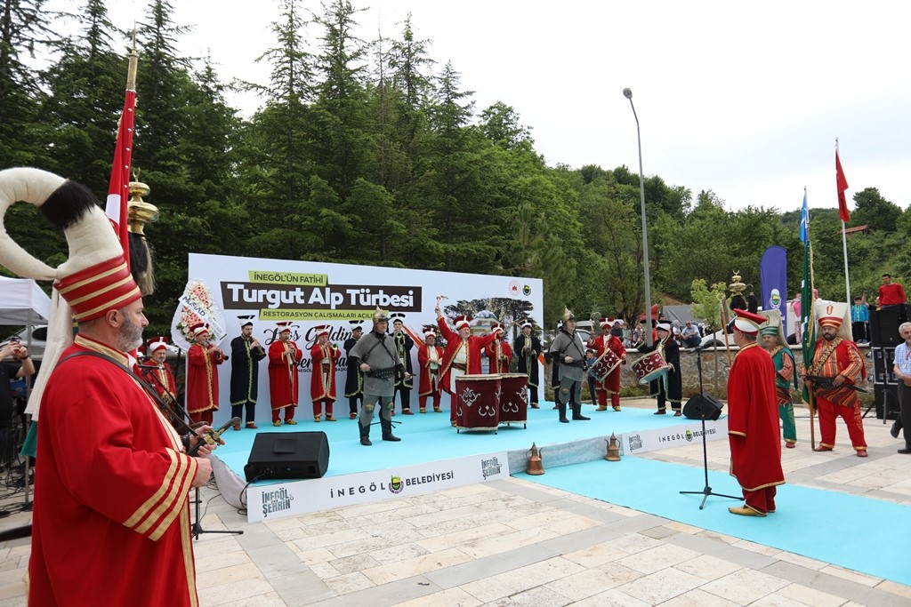 İnegöl Belediyesi ve Turgutalp Köyü İş Birliğiyle Turgut Alp Anması