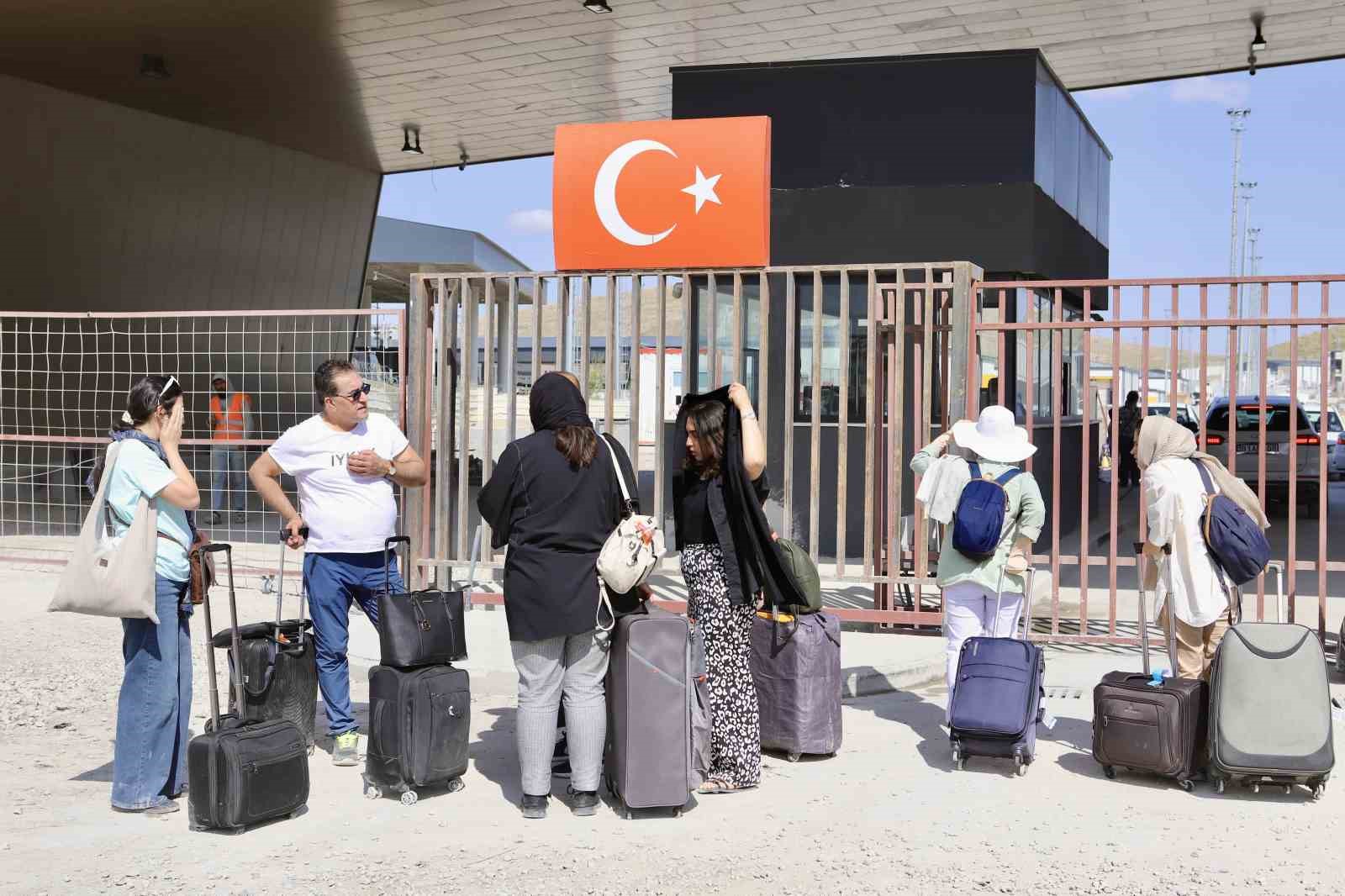 İran-İsrail Çatışması ve Türkiye-İran Sınırındaki Gelişmeler