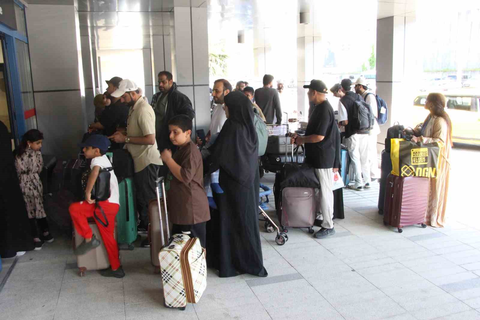 Trabzon Havalimanı ve Tahliye Süreci