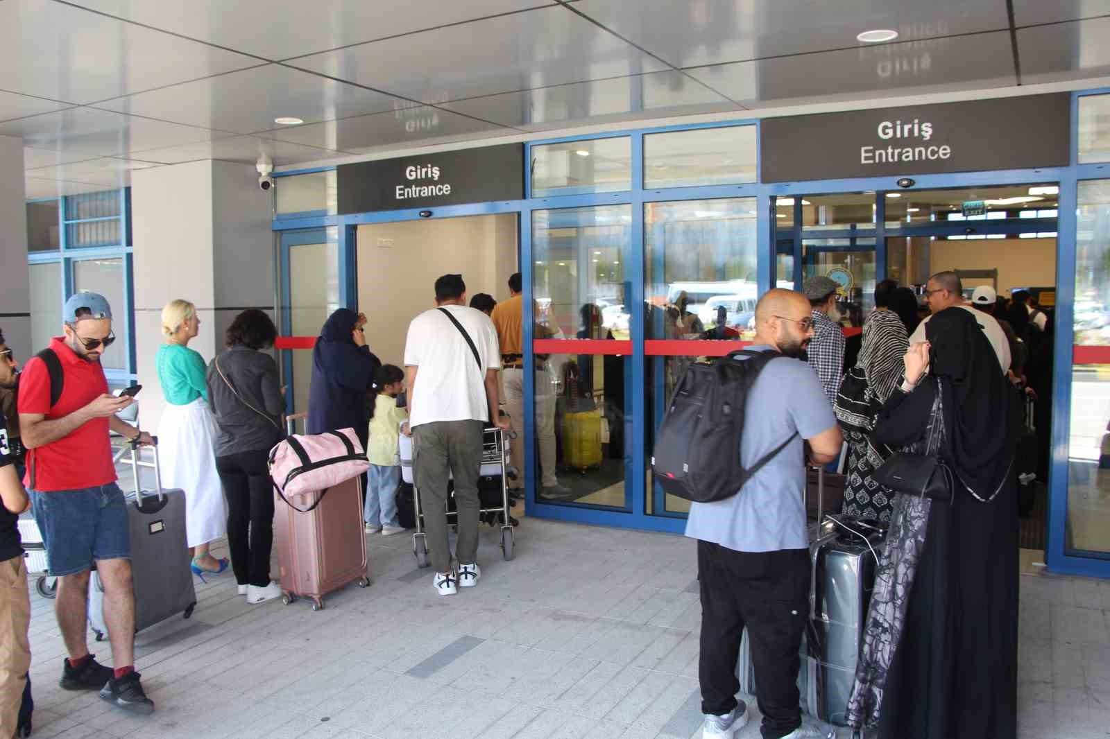 Trabzon Havalimanı ve Tahliye Süreci