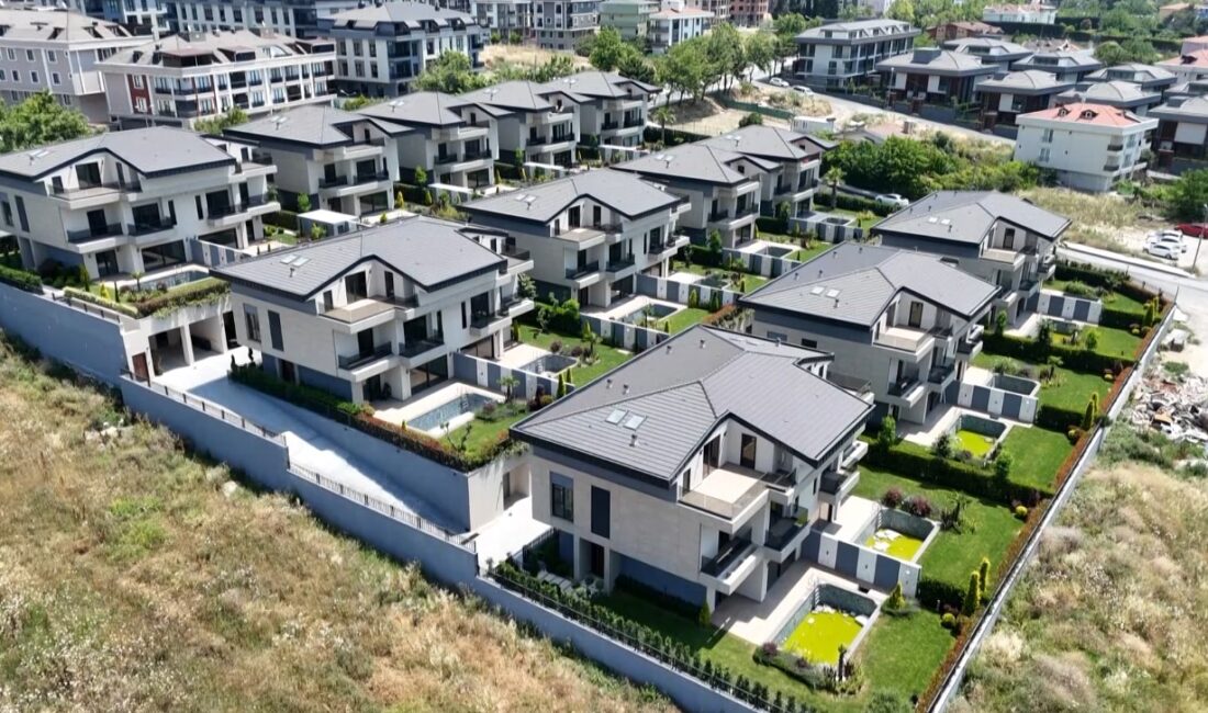 İstanbul Büyükşehir Belediyesi ve Ekrem İmamoğlu'na yönelik yolsuzluk soruşturması hakkında