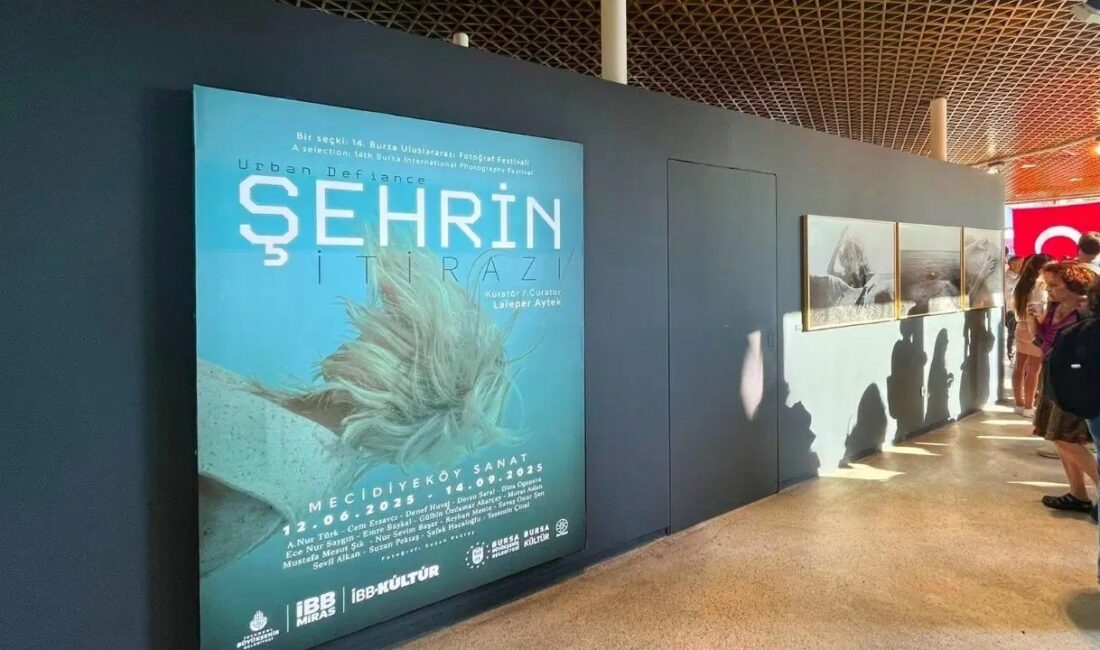 İstanbul'da sanat tutkunlarını büyüleyen ‘Şehrin İtirazı’ fotoğraf sergisiyle şehrin ruhunu