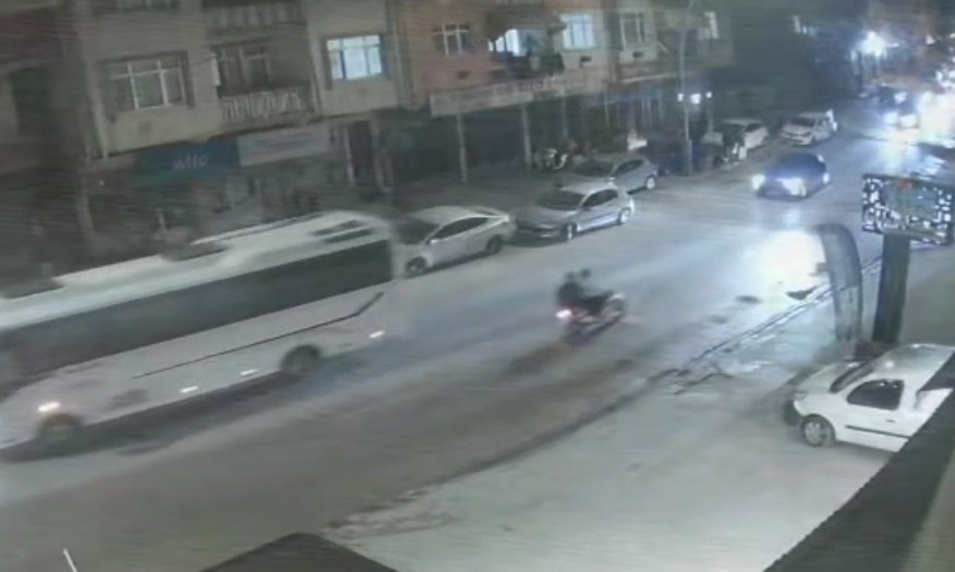 İzmit'te motosiklet kazası ve şüpheli otomobil takibi detaylarıyla ilgili güncel