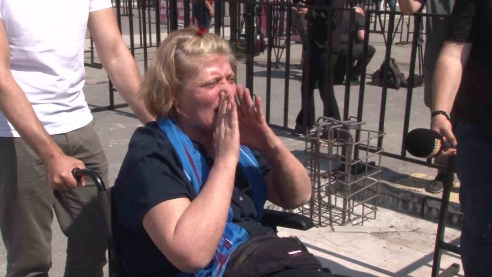 Adliye Önündeki Gelişmeler