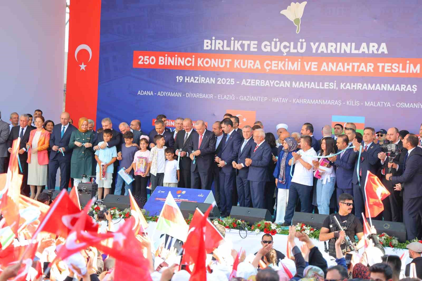 Azerbaycan’ın Yardımları ve Yeniden İmar Çalışmaları