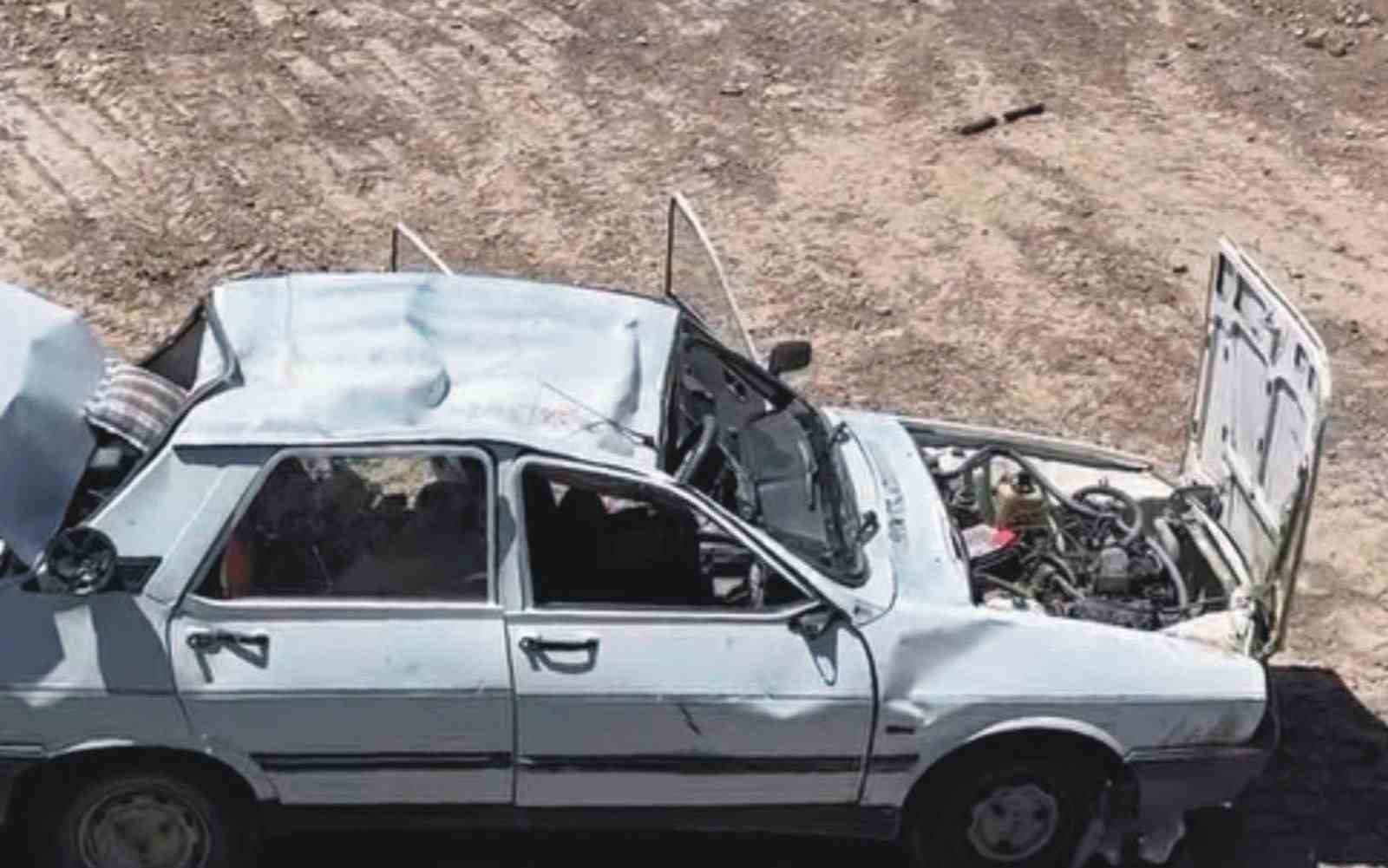 Kahta ilçesinde el freni unutulan otomobil kazası ve yaralanma olayının